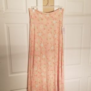 LuLaRoe Maxi skirt size L peach.  NWT